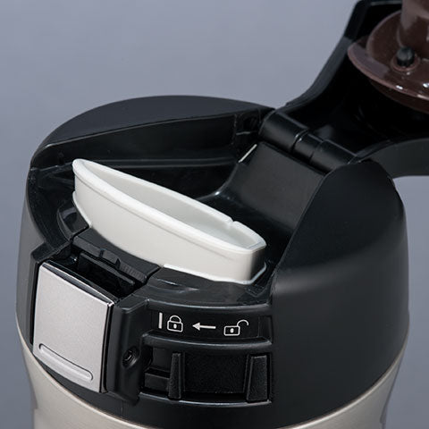 Zojirushi SM-YAE48 Stainless Bottle with Vacuum Insulation
