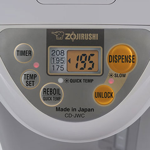 LCD control panel displays actual water temperature at all times