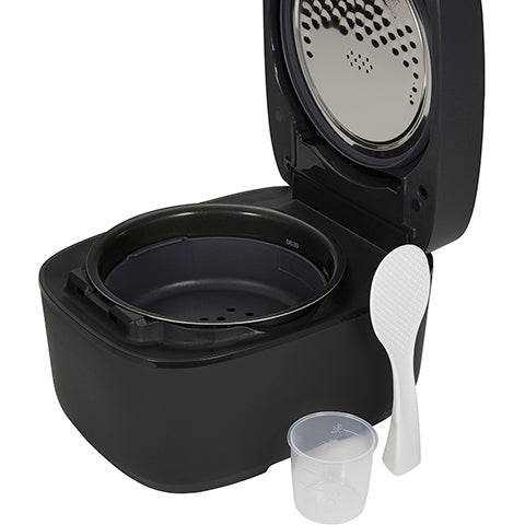 Steaming Tray, Self-Standing Spatula and Measuring Cup Accessories